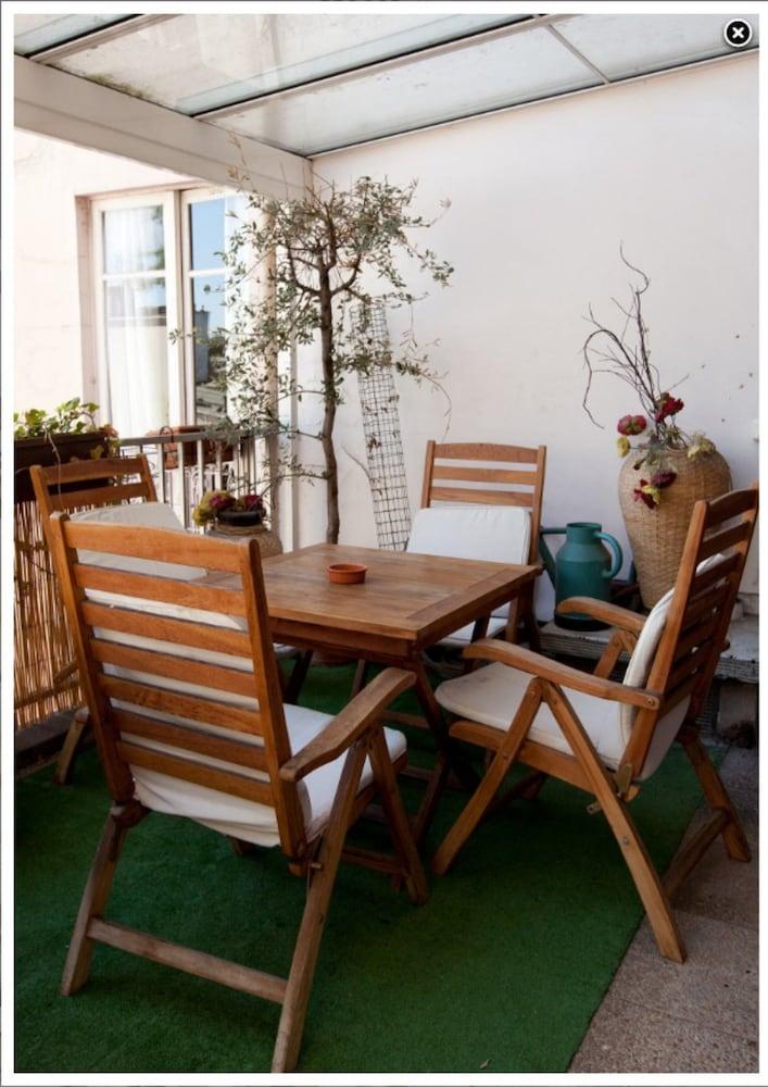 Hotel Poussin Παρίσι Εξωτερικό φωτογραφία